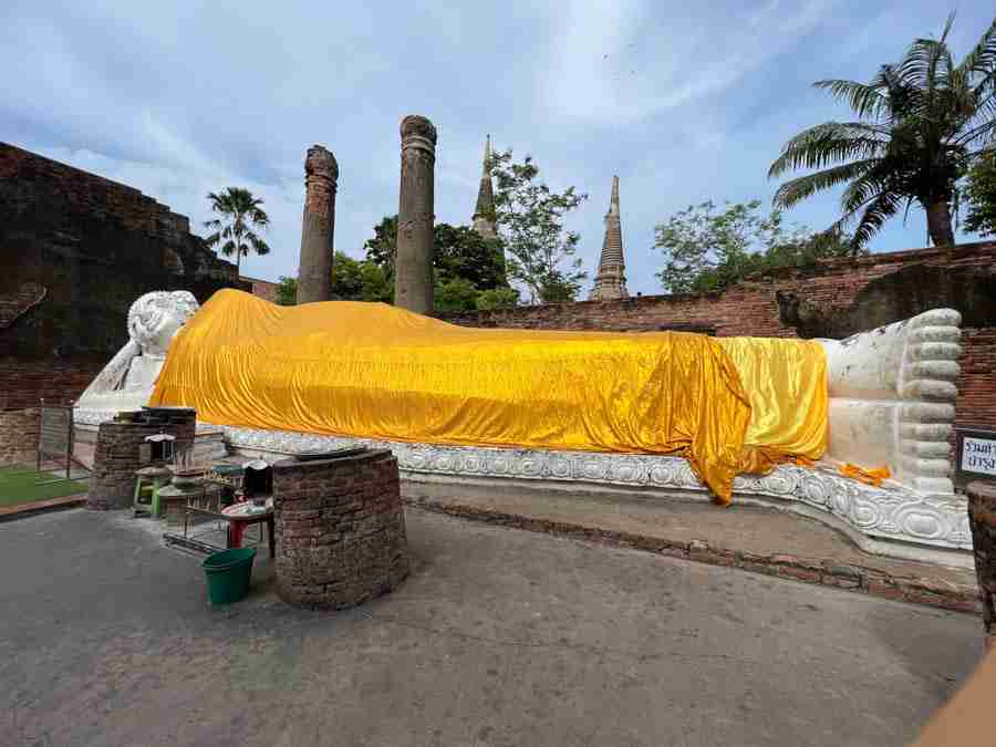 Reclining Buddha at Wat Yai Chai Mongkhon - Ayutthaya Day Trip