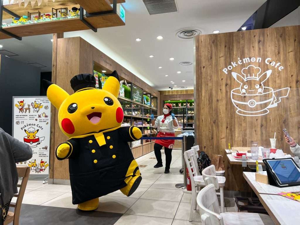 Pikachu performance - Pokemon cafe Osaka