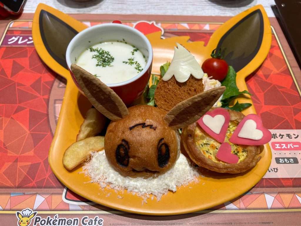 Everyone's Attracted to Eevee Plate – Pokemon cafe Tokyo