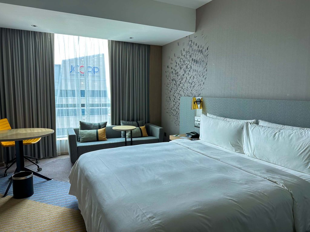 Standard Room - Holiday Inn Johor Bahru City Centre Review